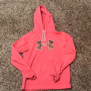 Under Armour Sweatshirt